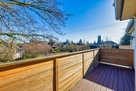Gorgeous Townhouse with Private Deck
