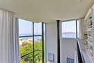 Elegant Executive Flat on Telegraph Hill