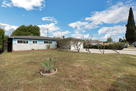 Beautifully Furnished Big Back Yard 