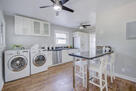House with King Bed 2 TVs Downtown SJ