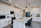 Beautiful Kitchen w/ Upscale Appliances!