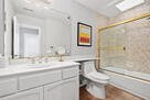 Guest bedroom private en-suite bath