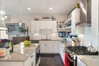 Spacious Luxury View TH  Near  Downtown