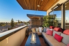 Spacious Luxury View TH  Near  Downtown