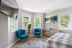Cozy 3BR Westchester Home 30m to city
