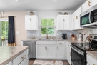 More pictures of the Kitchen.