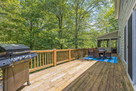 Outdoor deck