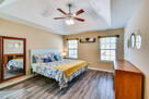 Spacious 3BA 2BA Near Park in Quiet area