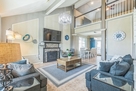 Modern Spacious 4 BDR Paradise Home 