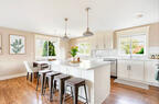 4BR West of Market Living  