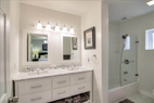 En suite Master Bath with Linens