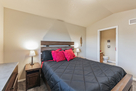 Master Bedroom 1 - Queen Bed