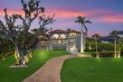 Seashell Paradise 5BR with Pool and Spa