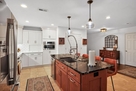 Modern Bosch Kitchen &ndash; Fully Equipped