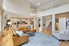 5 Bed 4 Bath Near Harmony Corridor