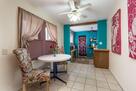 Bright and Comfortable Casa de Colores