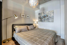Beautifully Appointed 1 Bdm Condo 9th fl