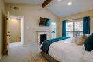 Stylish 2-BR Condo in Hudson Oaks 