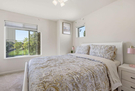 Modern Spacious 3 BD 25 BA King Office