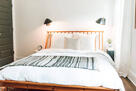 all bedrooms have queen sized purple mattress
