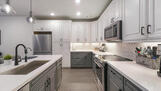 Furnished 2 Bedroom Condo near Galleria