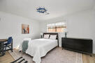 Queen bed in BR2 with desk for work