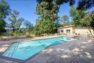 Luxury Los Angeles Furnished Condo 2bd