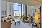 Elegant Executive Flat on Telegraph Hill