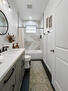 Relaxing tub for soaking!
