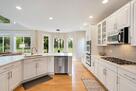 5 Bed 4 Bath Near Harmony Corridor