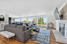 Ocean View 5BR Home in Prime Federal Way