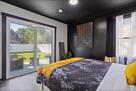 Residence with Hot Tub Tv