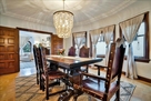 dining room photo 5