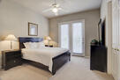 Galleria / Uptown Mid-Rise 1x1 w/Study
