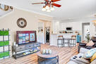 6 Bedroom Home Fence Hot Tub Park Arcade