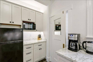 Quiet, Easy Transit, Fireplace, Parks