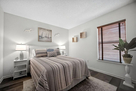 Bdr 3 w/fullsize bed, phone charging station,