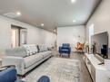 Newly Remodeled 3B 1.5B W/ King Bed