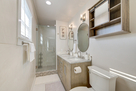 Luxury & Executive Home Near Med. Center