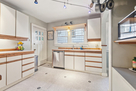 Charming Cozy Bungalow near DT Seattle