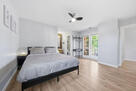Master Bedroom w conformable queen bed