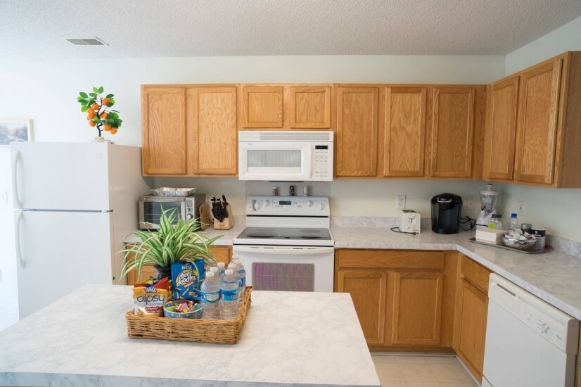 Spacious, Nice Location, New SofaBed