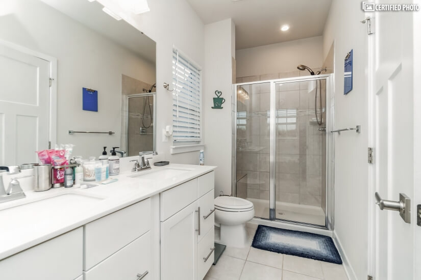 Master bathroom shower with bench seat
3rd Floor