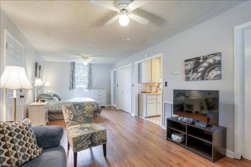 Furnished Houses for Rentals Long & Short Terms Apartments Corporate