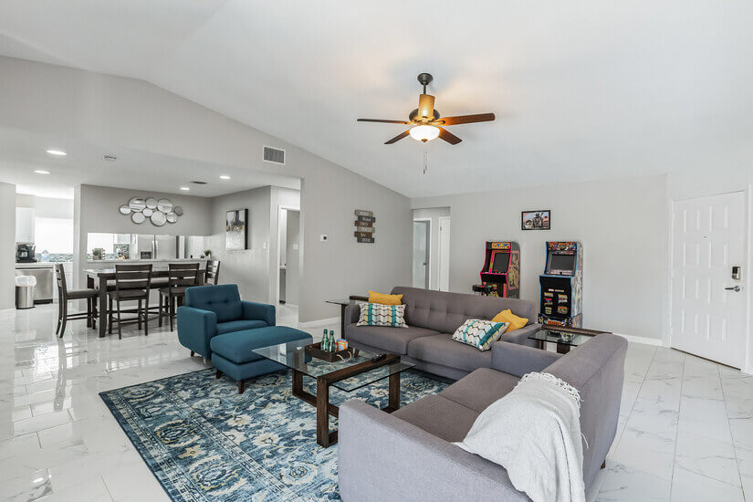 Furnished Houses for Rentals Long & Short Terms Apartments Corporate