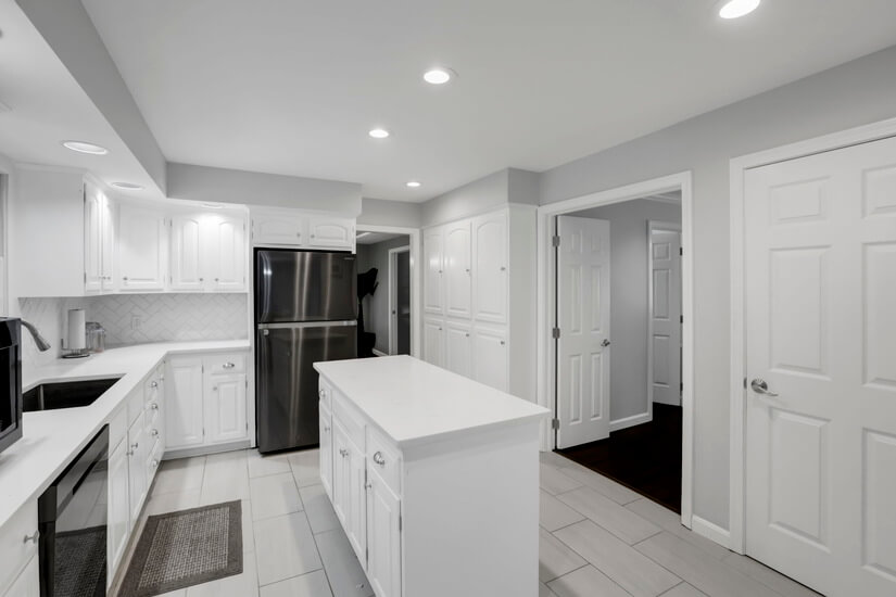 Fully Furnished home rental Zainesville