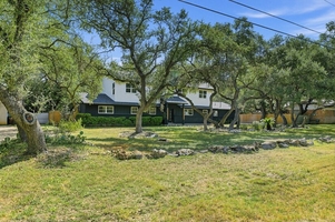 408 Meadowbrook Dr