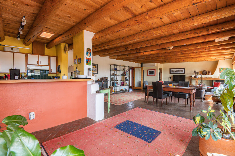 Elegant Santa Fe Corporate Housing