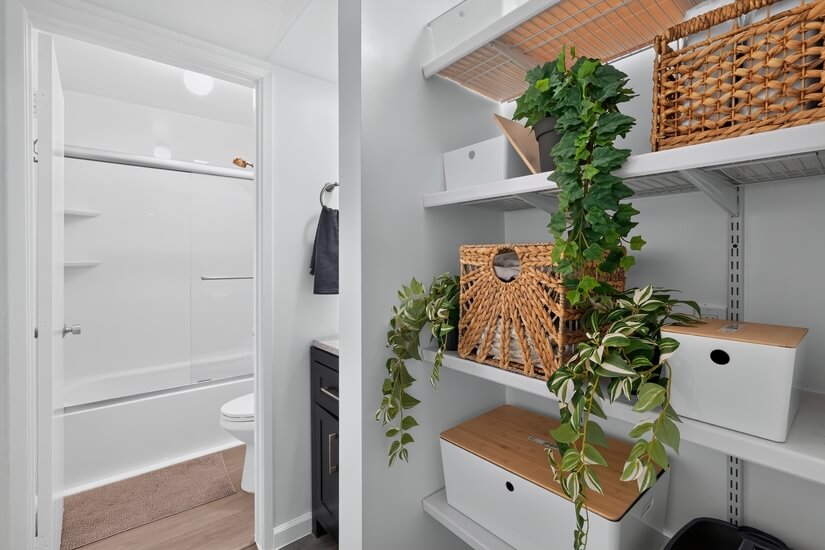 Furnished 2 Bedroom Corporate Rental
