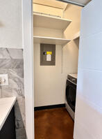 Washer/Dryer 2401 E 6th #5072 Austin Tx 78702
